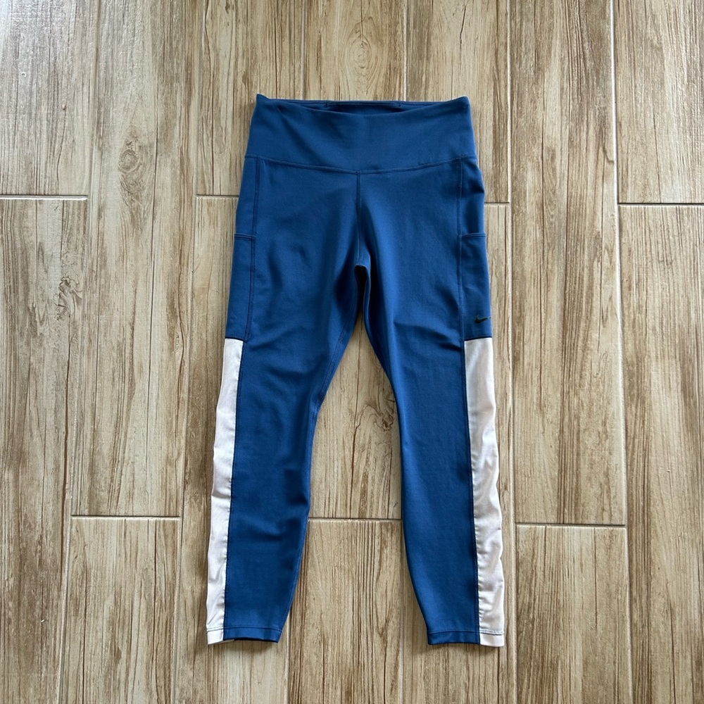 Nike Dri-Fit blue cropped leggings Size S EUC